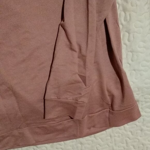 Silly Goose  Women's Lightweight Mauve Long Sleeved Sweatshirt.  Size Medium. NW - Picture 7 of 7
